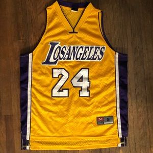 Kobe’s “black mamba” Bryant Memorial Lo